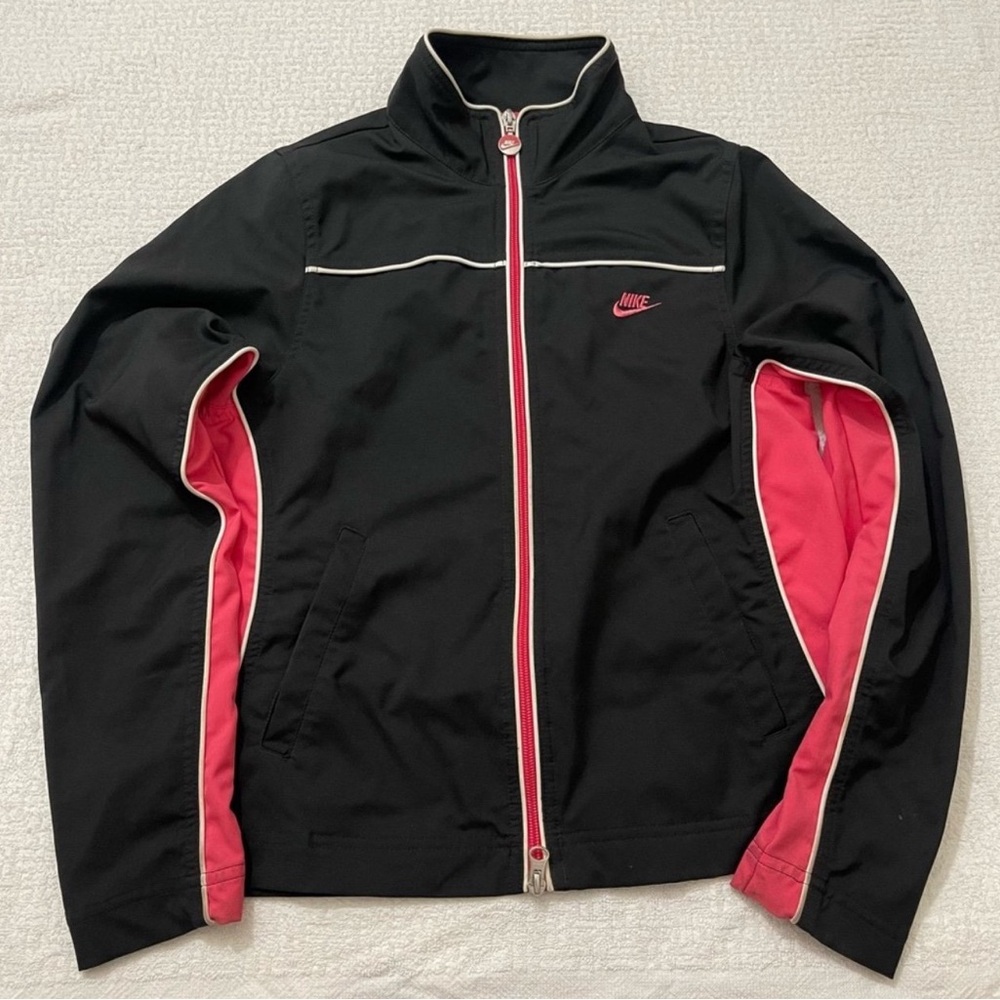 Nike women lightweight jacket size XS